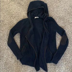 Abercrombie & Fitch drapey navy cardigan
